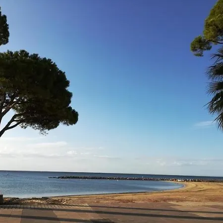 公寓 Apartamento Dorado Itsaso Frente Playa 坎布里尔斯