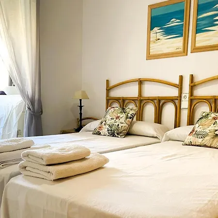 公寓 Apartamento Dorado Itsaso Frente Playa 坎布里尔斯